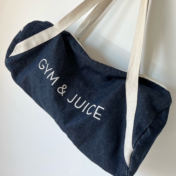 Gym and juice gym bag. In excellent condition - Picture 3 of 4